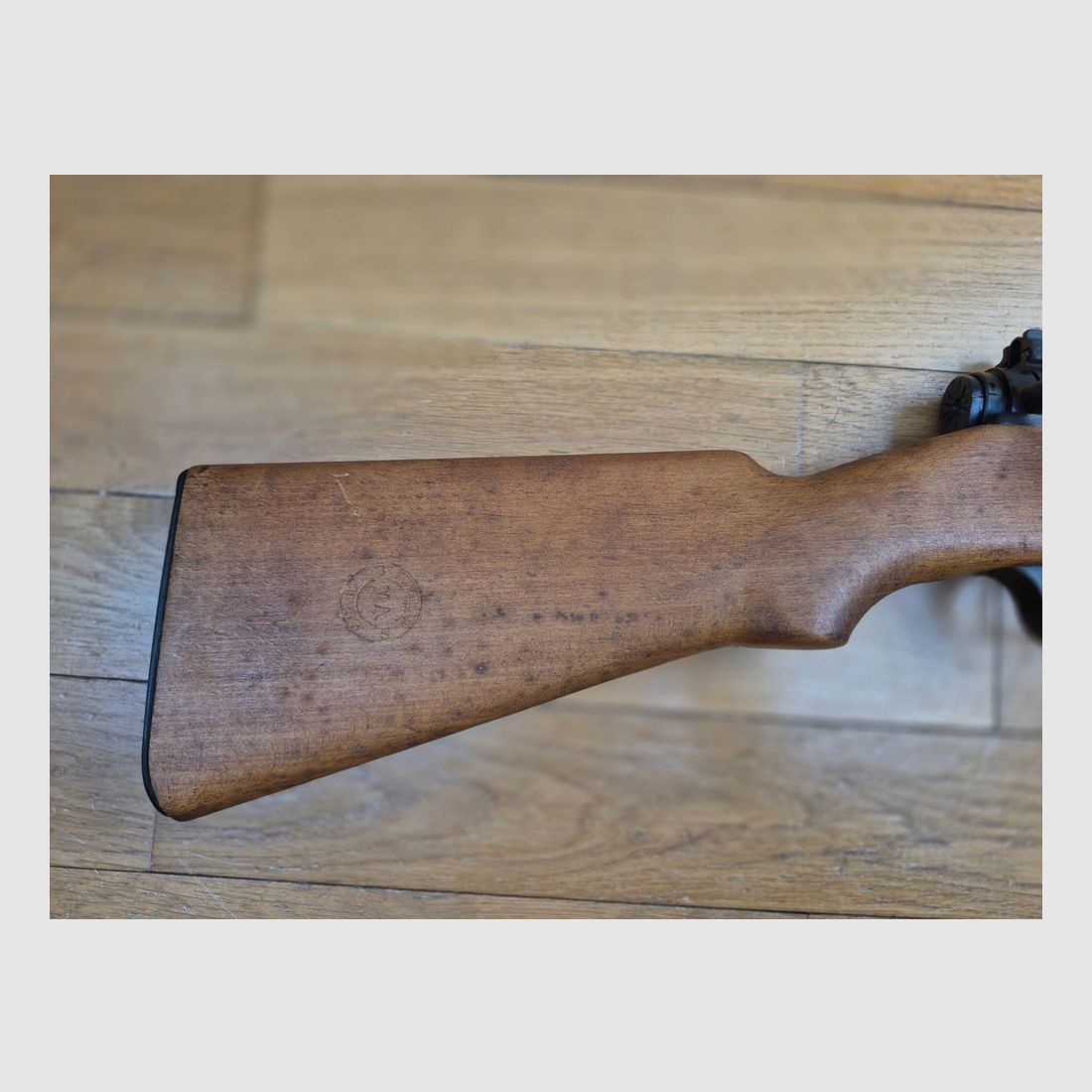 Splendido e raro fucile Mas 36-51 - Calibro originale 7,5×54 MAS – Numero di serie completamente corrispondente, compresa la baionetta – Arma del 1956 – Canne in condizioni pari al nuovo – Cinghia nuova – Kit di pulizia – Arma rara da collezione in ottime condizioni+++!, immagine 24 di 32