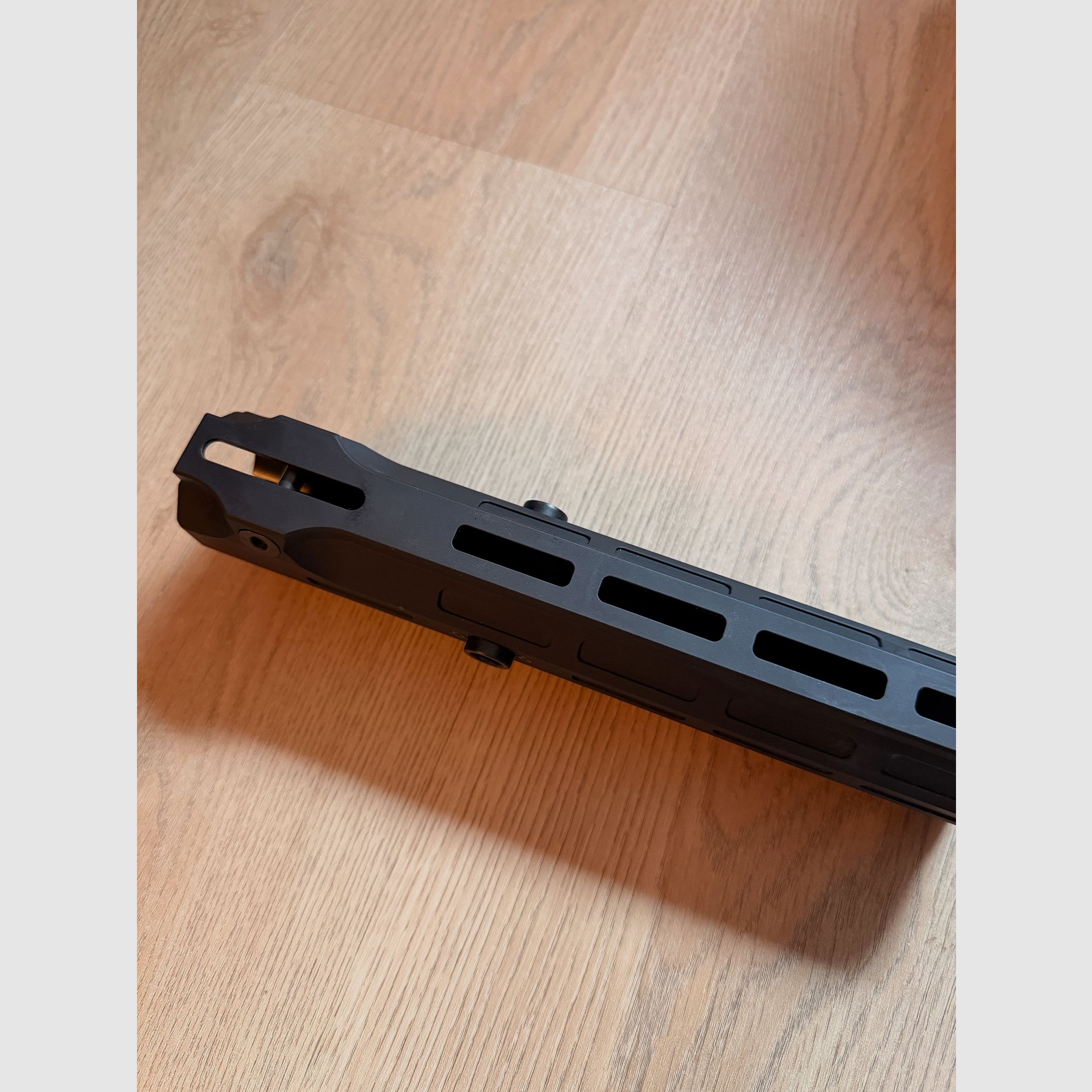 B&T closed SPORT handguard for HK MR223 BLACK, short, immagine 3 di 3