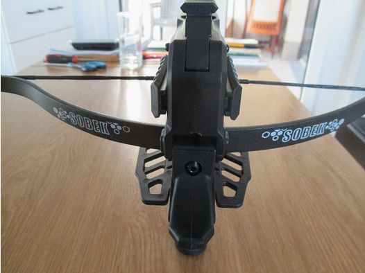 ManKung Sebok Repetier-Armbrust