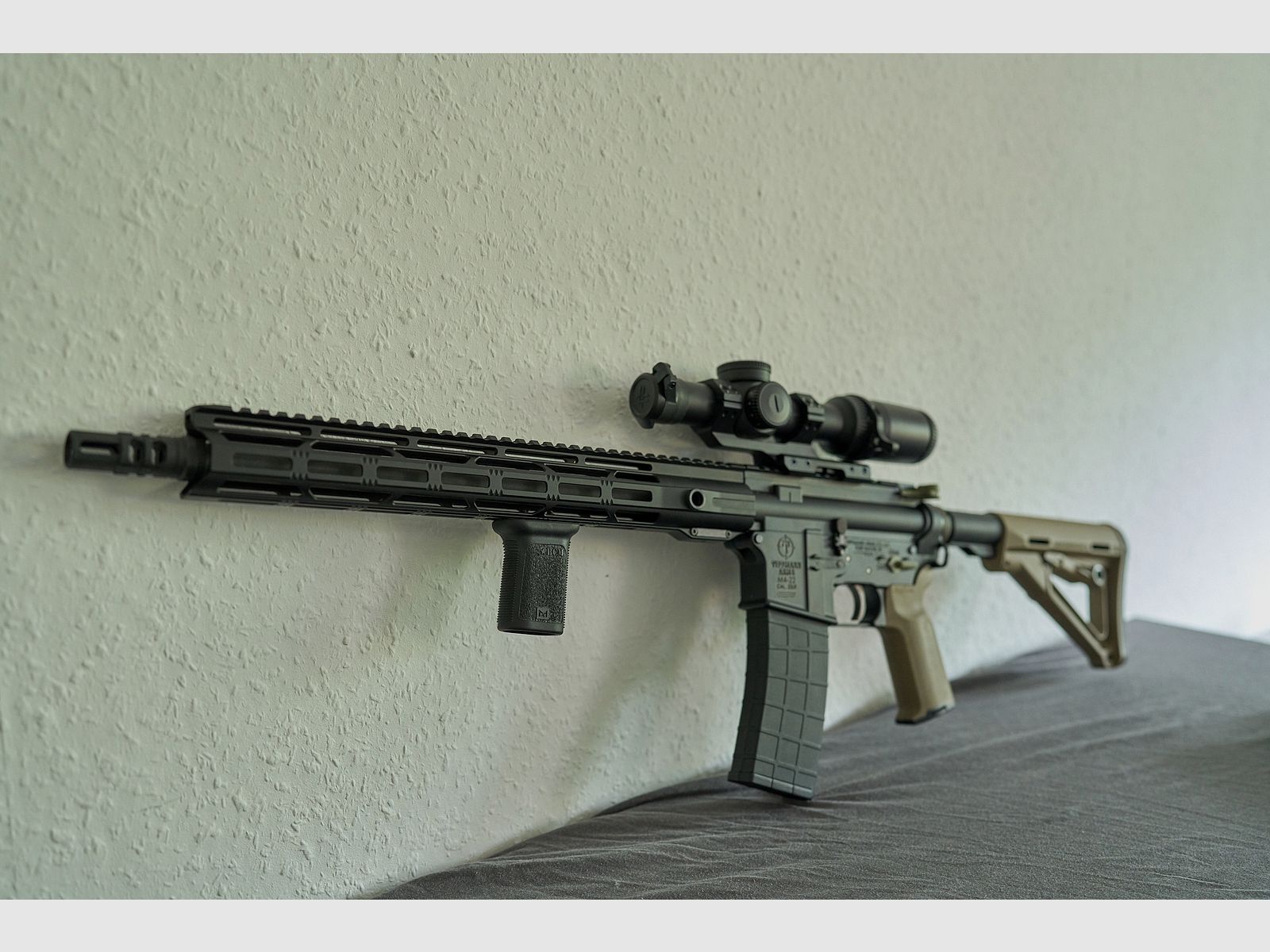 Tippmann Arms M4-22 LTE OD-Green .22 lr – ottime condizioni, circa 25 colpi, accessori Vortex/Hera/Magpul