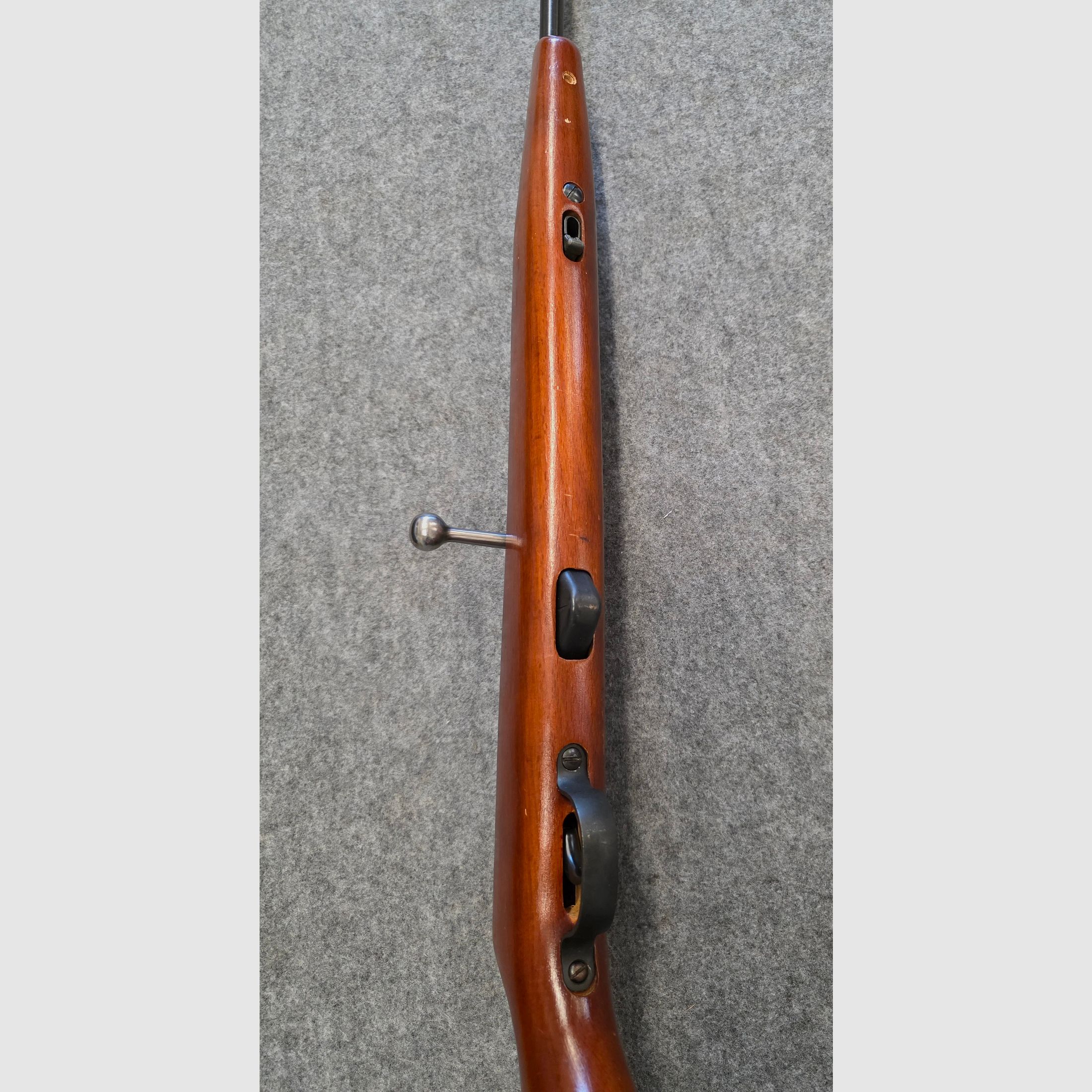 Exécution spéciale avec seulement 2 vis de fixation et longueur normale Haenel 310 avec détente standard, carabine à répétition Kirmes 4,4 mm carabine à air.