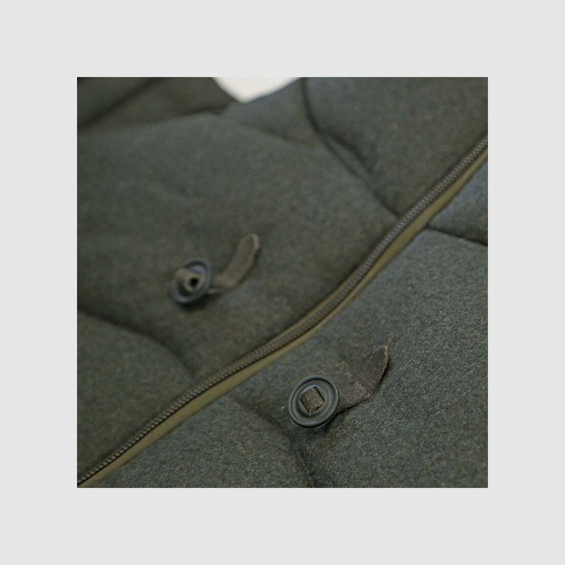 CARINTHIA Ansitzmantel + Fußteil Webpelz L