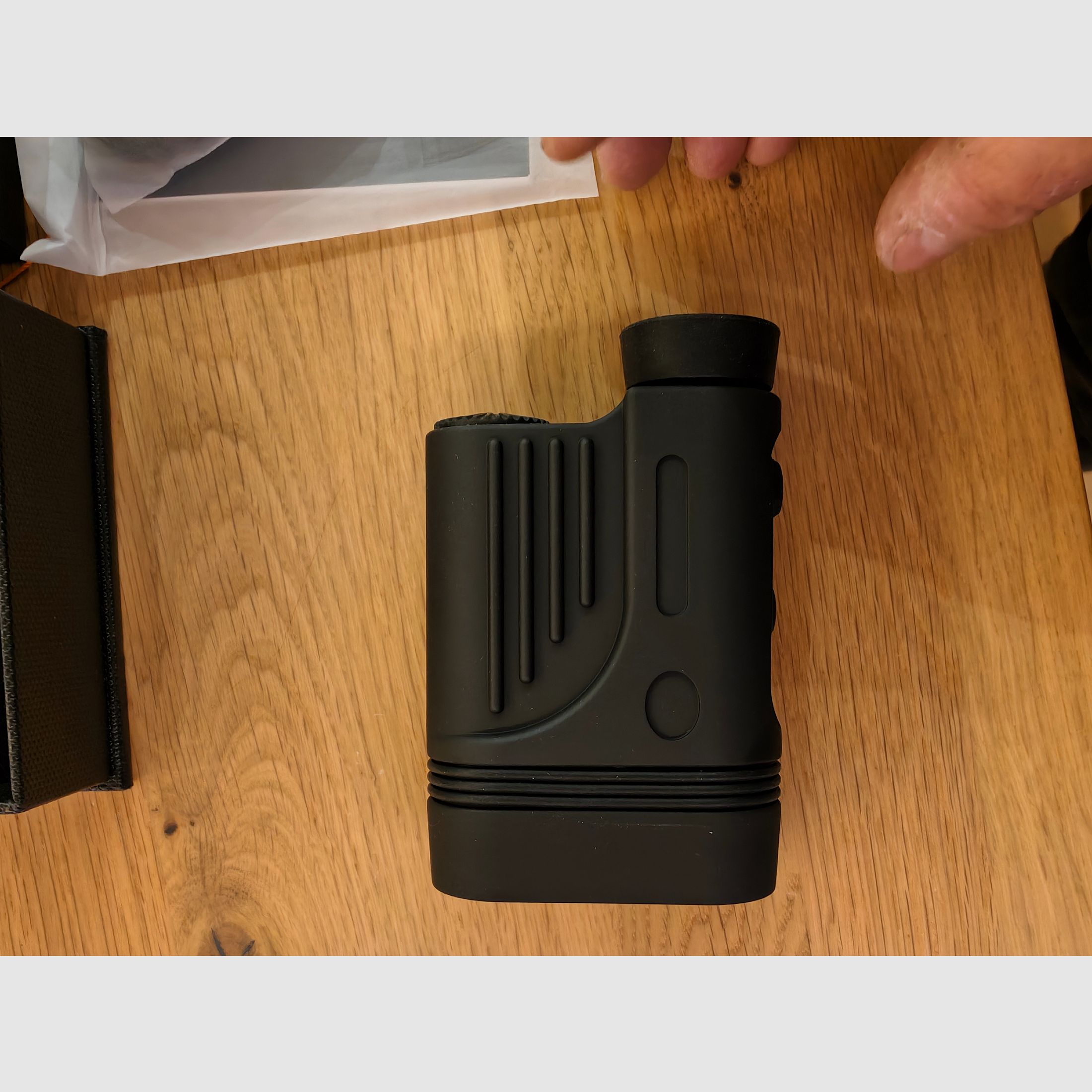 Laser-Entfernungsmesser