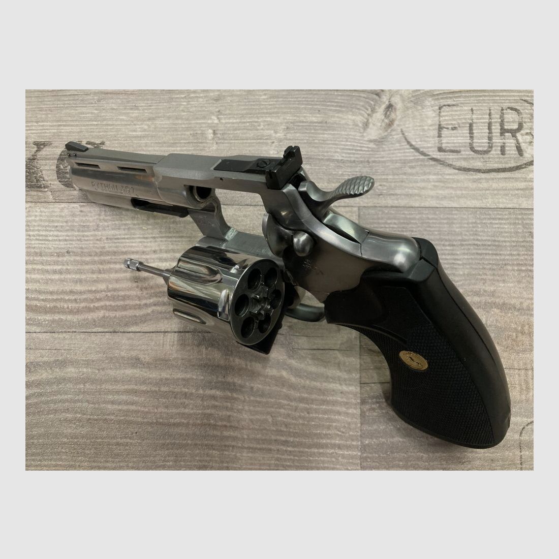 Colt Python, afbeelding 5 van 5
