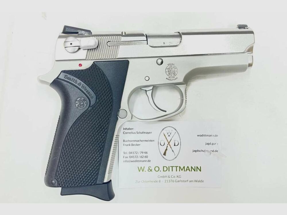 Smith & Wesson - 9mmLuger
