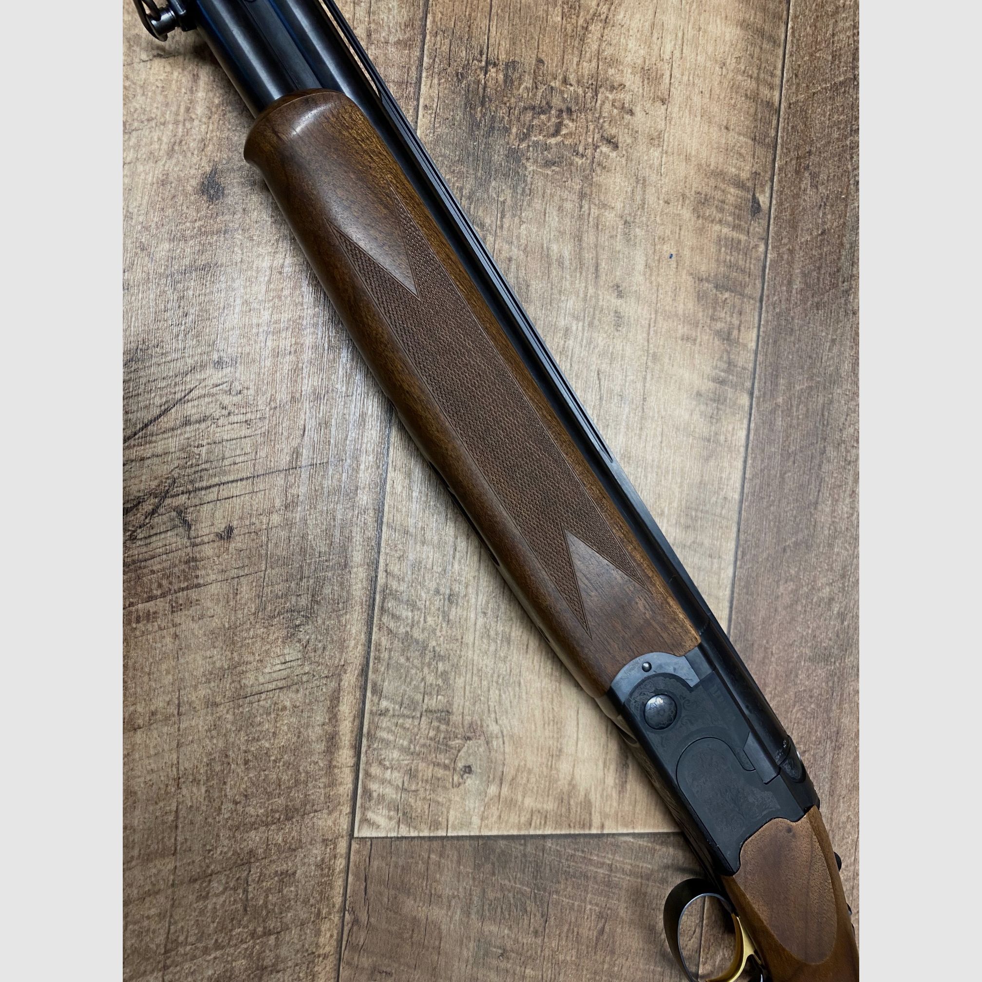 Beretta 686 Black Pigeon 1 Jagd LL 76cm Linksausführung Riemenbügel montiert