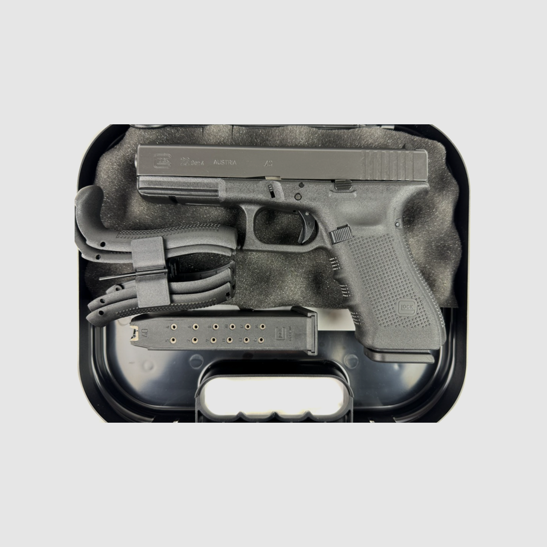 Fast neue Glock 22 Gen 4 Kal. 40 S&W, Bild 1 von 2