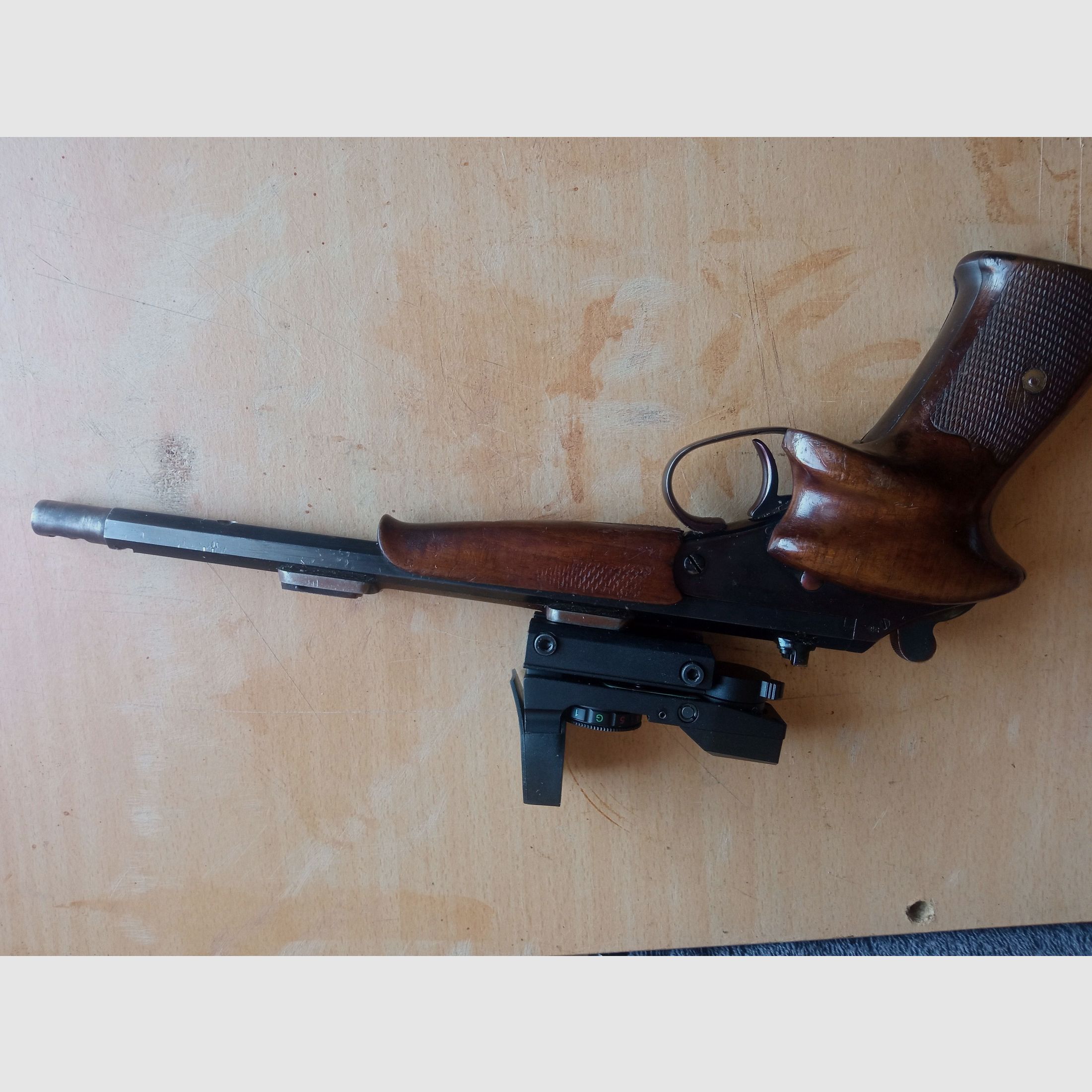 Single-shot pistol 22 lr.