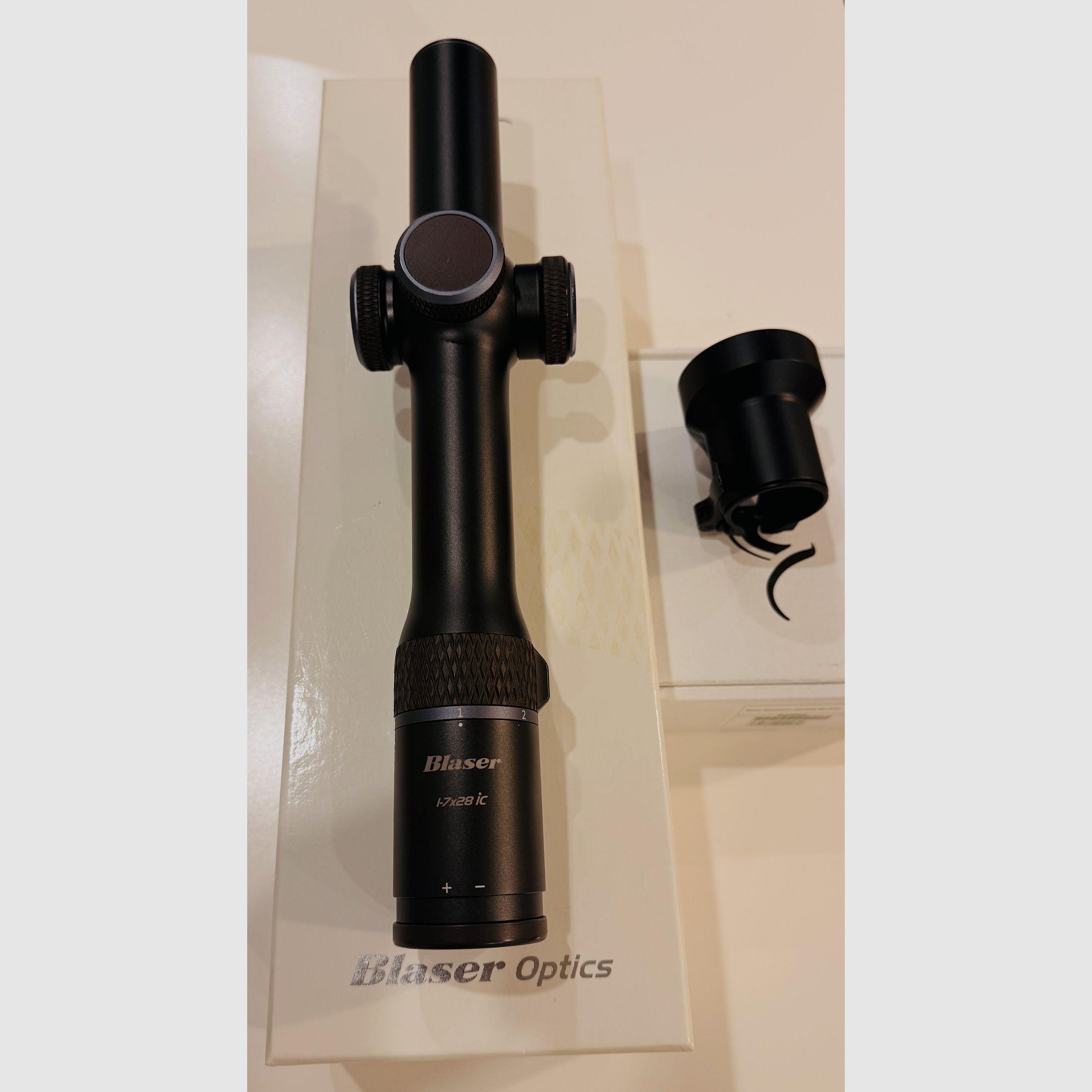 Blaser B1 1-7x28iC - Blaser Sattelmontage - Blaser BL52 Vorsatzadapter