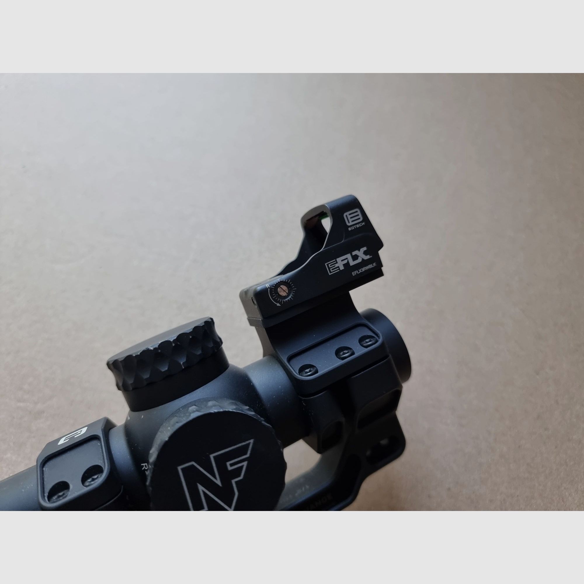 Nachtkraft NX8 1-8x24 MRAD + Eotech EFLX + Badger Ordnance C1 - OPTIEK COMPLEETSET !