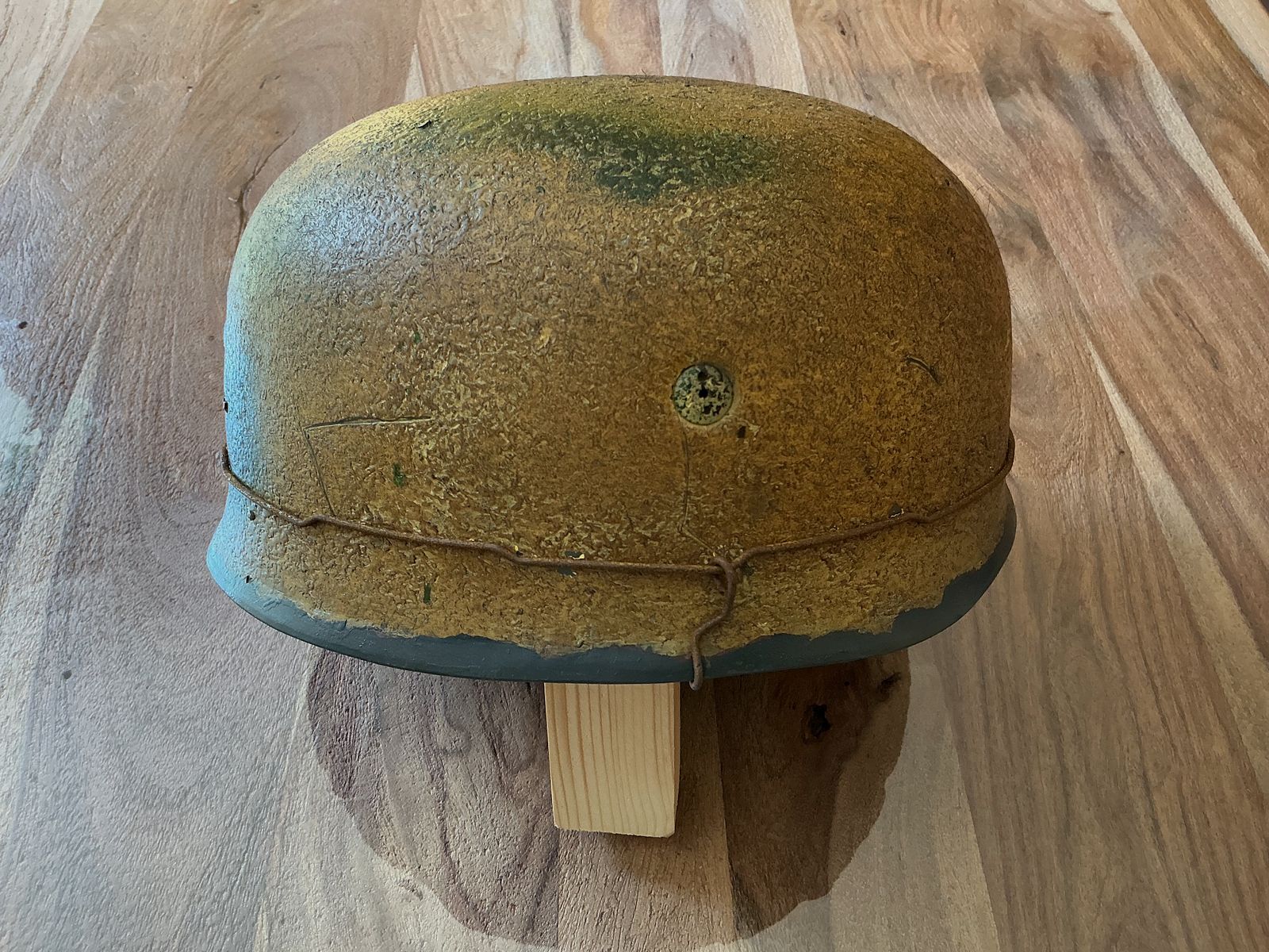 Deutscher Fallschirmjäger - Helm M38 im Camo - Finish 1944 Rauhtarn 