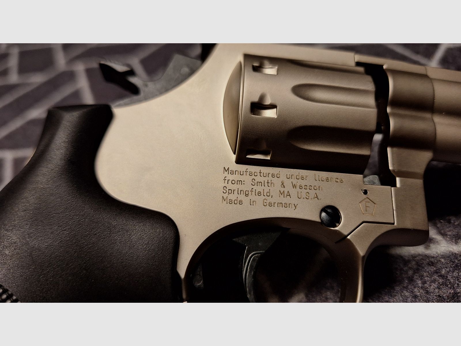 Revolver Smith & Wesson 686 - 6 Zoll Nickel 4,5 mm Diabolo