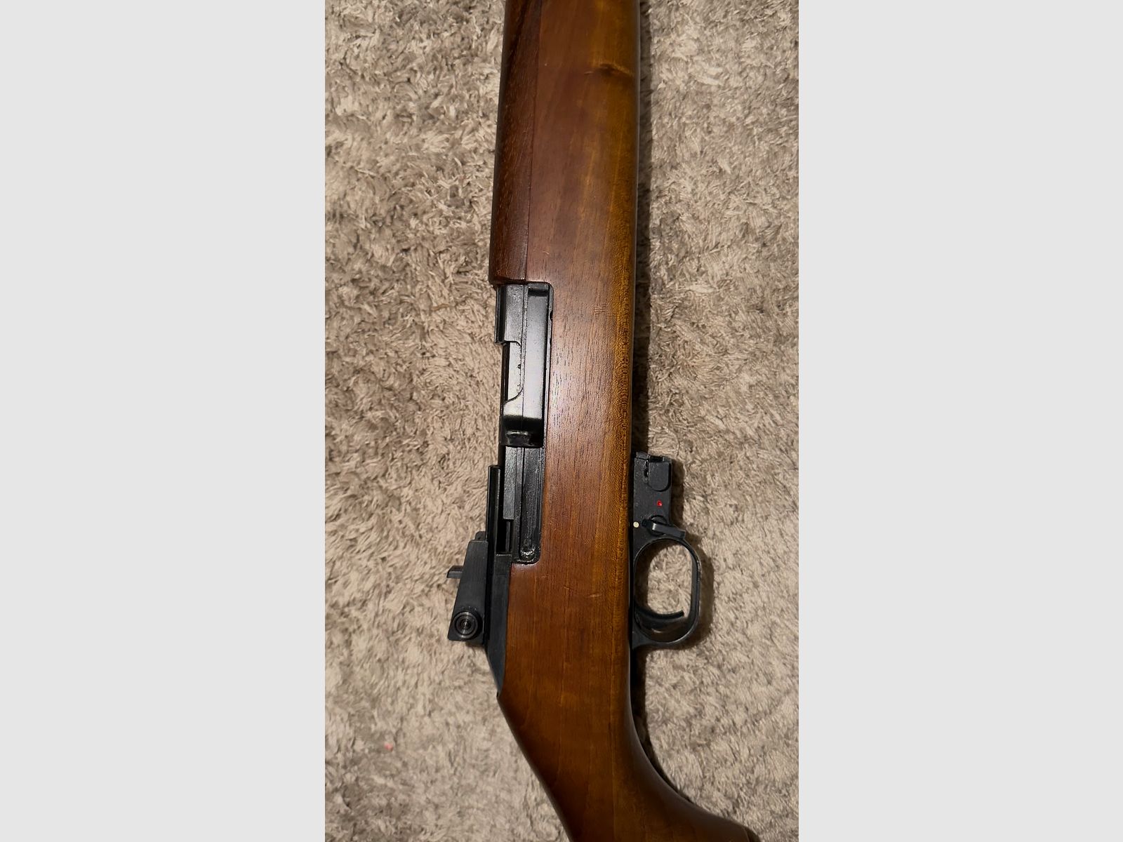 ERMA Mod. E M1 22 – Kal. .22 lr – Halbautomat im US-Carbine-Look mit Riemen, Bild 5 von 6
