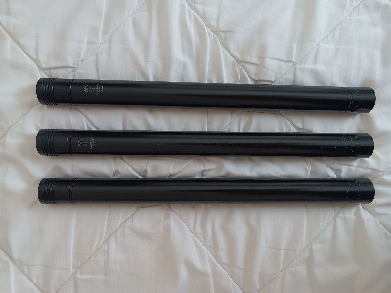 Absolutes Unikat: Walther Dominator Holzschaft 6,35mm (.25) – Kaum geschossen (ca. 150 Schuss)! + Alu-gefräste Laufbrille, 3x Custom Quickfill-Kartuschen & 4 Magazine