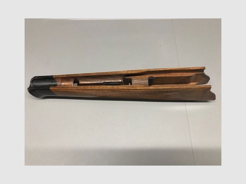 Blaser R8 pump-action wood grade 3
