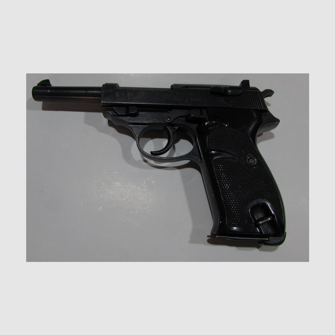 Pistole Selbstladepistole Walther P38 AC 43 Kal. 9×19, sehr guter Zustand, Bild 2 von 5