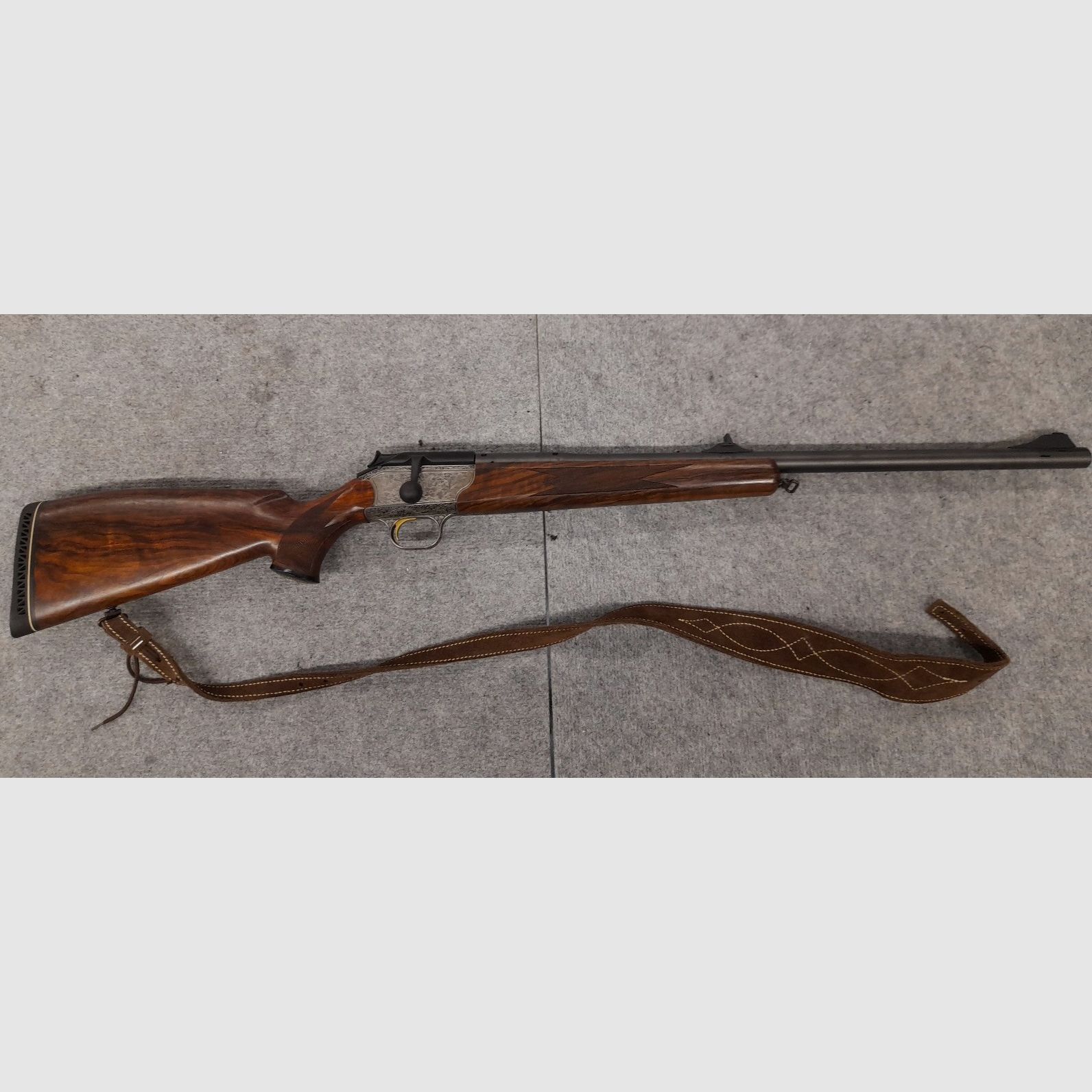 Blaser R93 416Rem Mag + Wechsellauf und Schaft in 300WinMag + Wechsellauf in 222Rem verziert Repetierbüchse Geradezugrepetierer