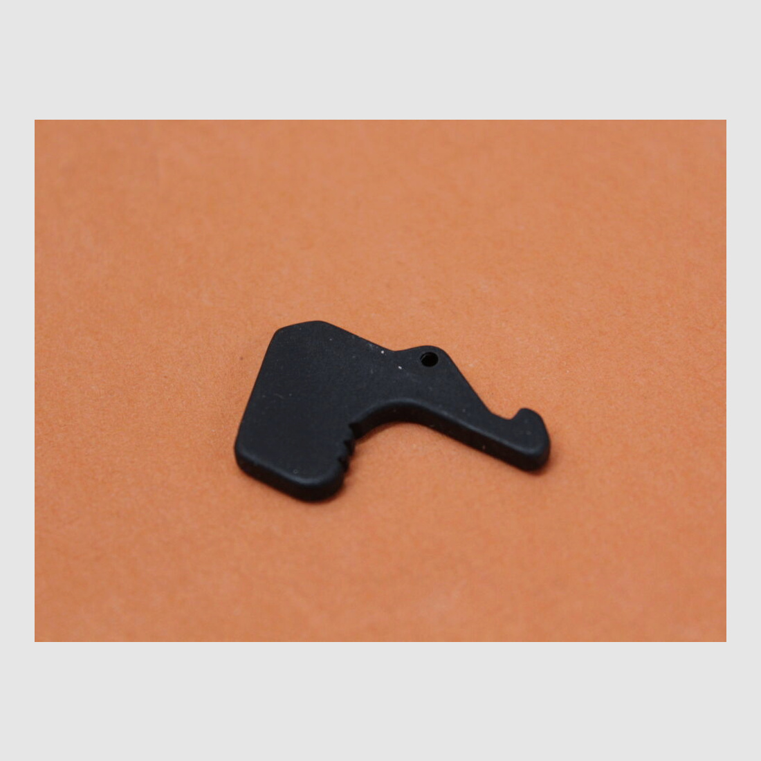 DPMS AR-15: Charging Handle Latch Matte DPMS Durchladehebelklinke matt