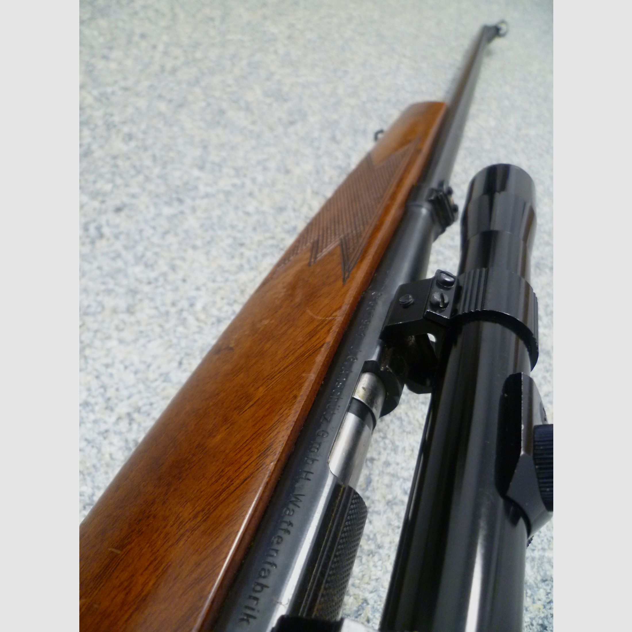 Repetierbüchse Anschütz Modell 1416 .22lr.