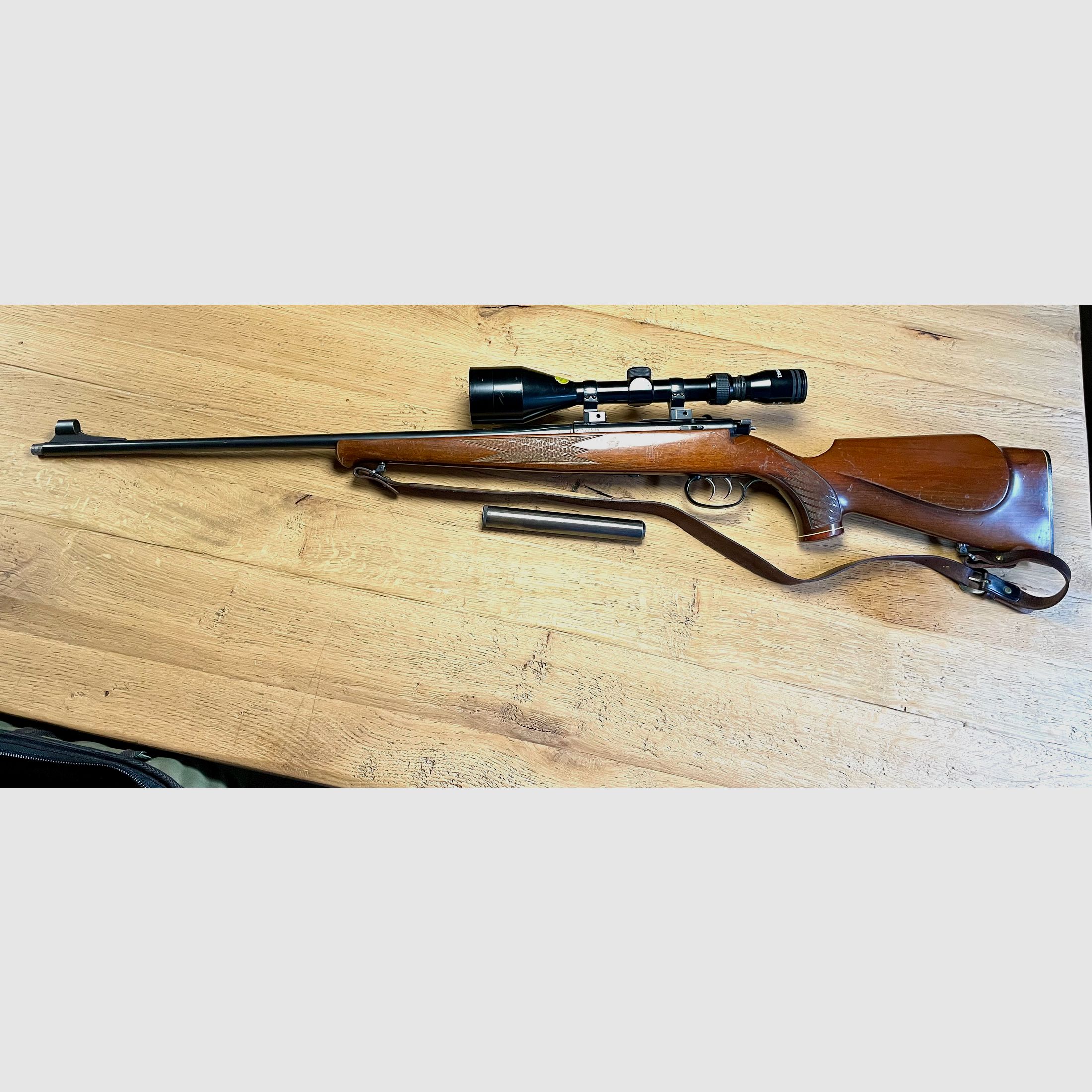 Repetierbüchse Anschütz Mod. 1422 mit Dt. Stecher inkl. ZF Tasco 4-12x56 und Schalldämpfer