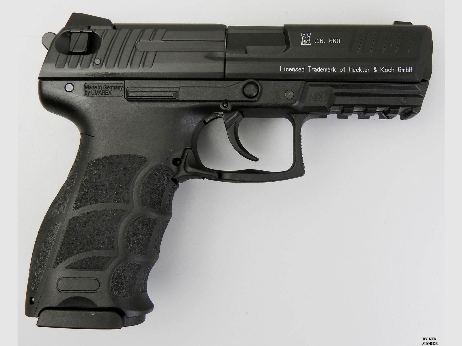 Pistole UMAREX HECKLER & KOCH P30 CO2 Kal. 4,5 = CN 660, Bild 2 von 4