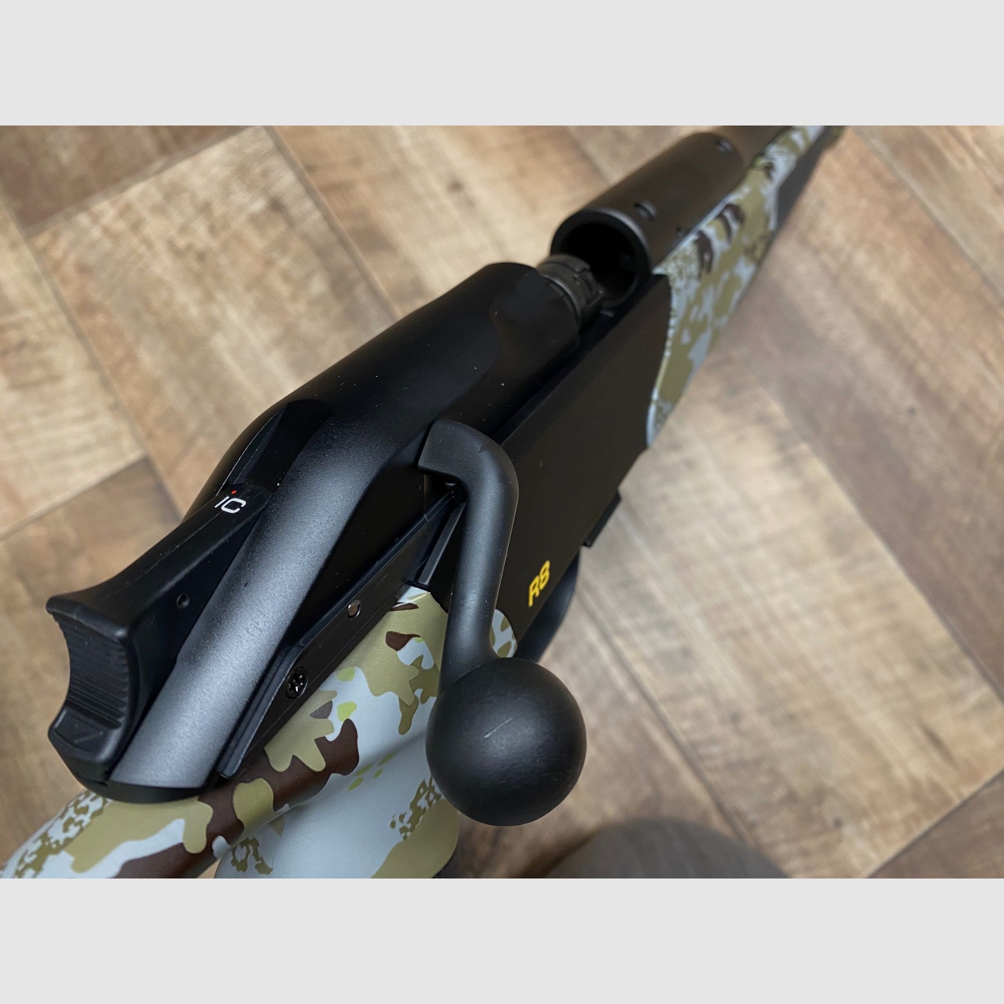 Blaser R8 Ultimate HunTec Camo 308win/30-06/8x57 LL 52cm M15x1 www.waffenhandel-Kraus.de Barrel near Nuremberg