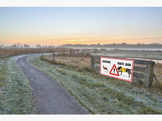 Banner de Advertencia Seissiger Caza en Drive PVC 2m x 1m