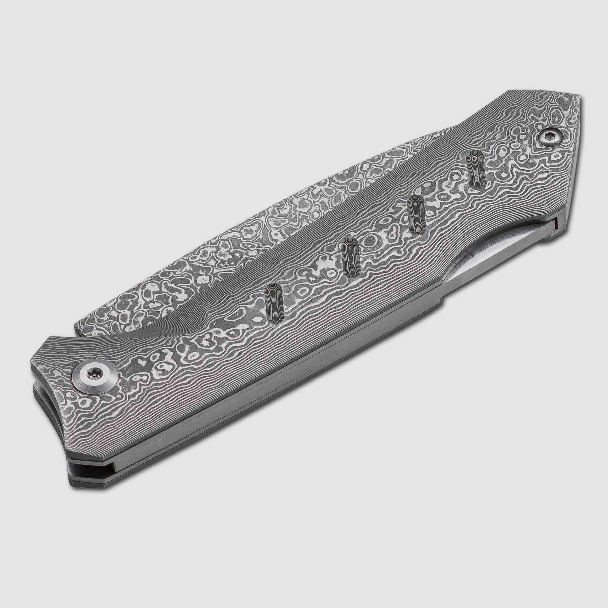 <Böker Plus Damascus Dominator>