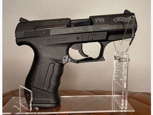 Walther P99 z dwoma magazynami i walizką PAK