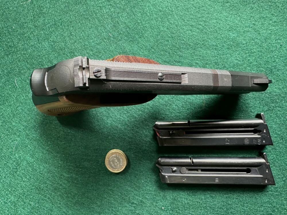Smith & Wesson 422