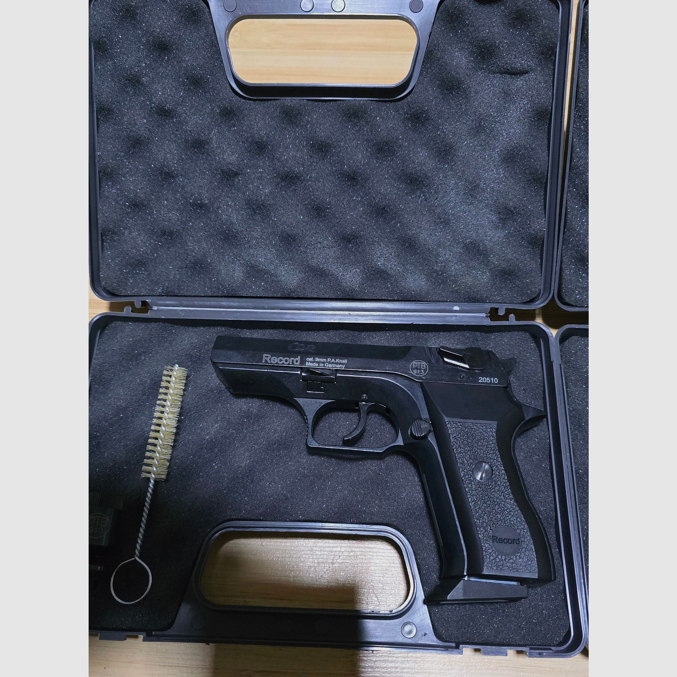 Record COP Nickel und Schwarz Schreckschuss 9mm PAK