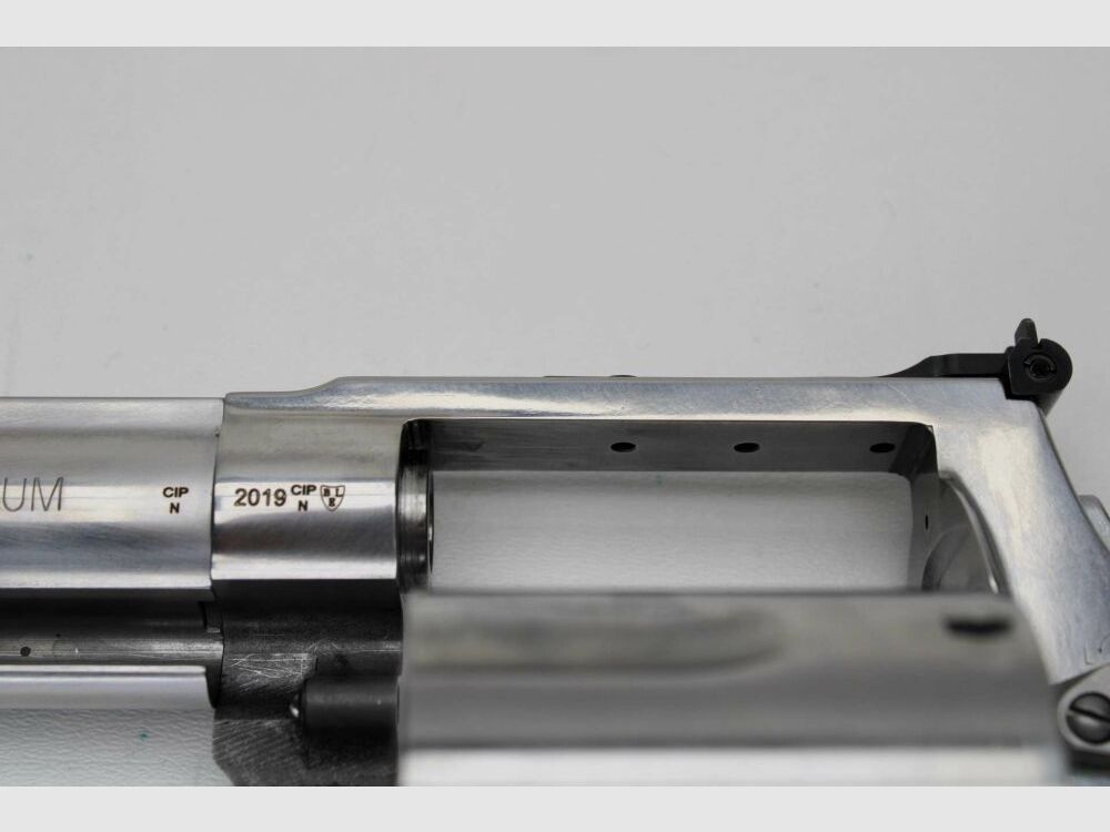 Revolver S&W Smith & Wesson Mod V460 M460 XVR Kal. .460 S&W 5" Lauf .460S&W Mag;.454Casull;.45Colt