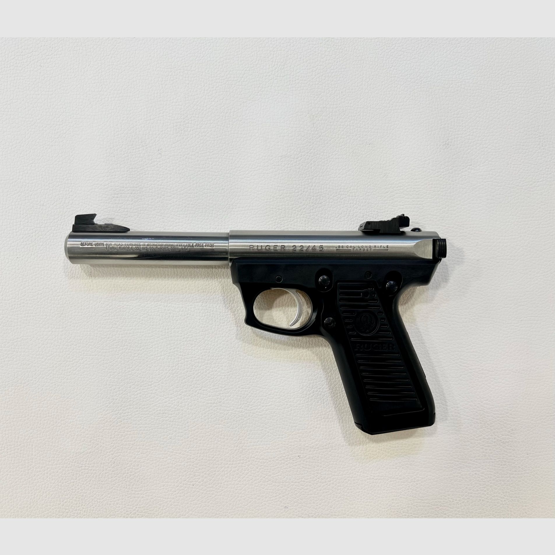 RUGER MK 22/45 INOX – 22 L.R., immagine 1 di 3