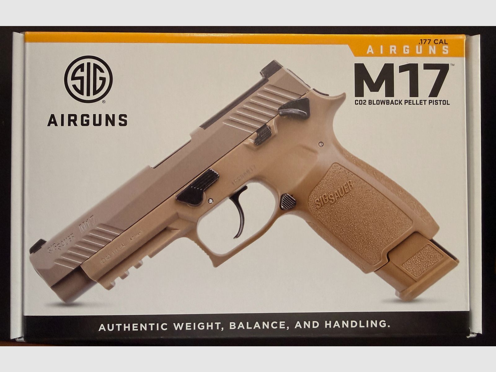 Sig Sauer P320 M17 Co2 pistool inclusief Red Dot, holster en 2 magazijnen