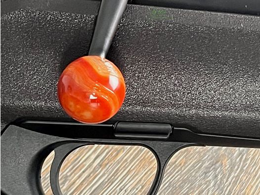 JÄGERSCHMUCK - Kammergriffkugel für Blaser R8 – roter Achat