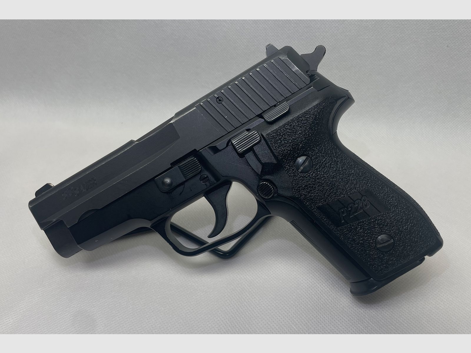 Sig Sauer P228