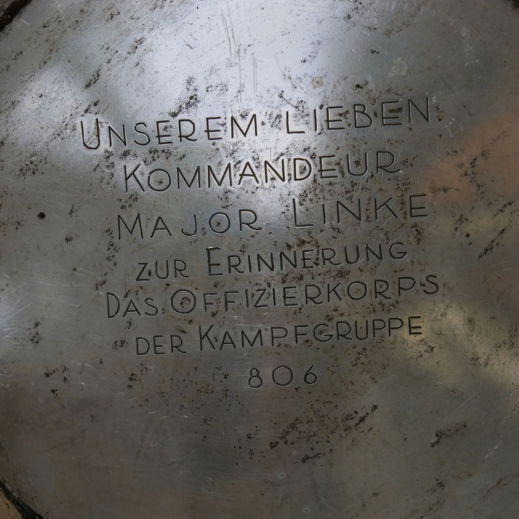 Piatto d'onore del comandante maggiore Linke del corpo ufficiali del gruppo di combattimento 806 WK II 2. WK