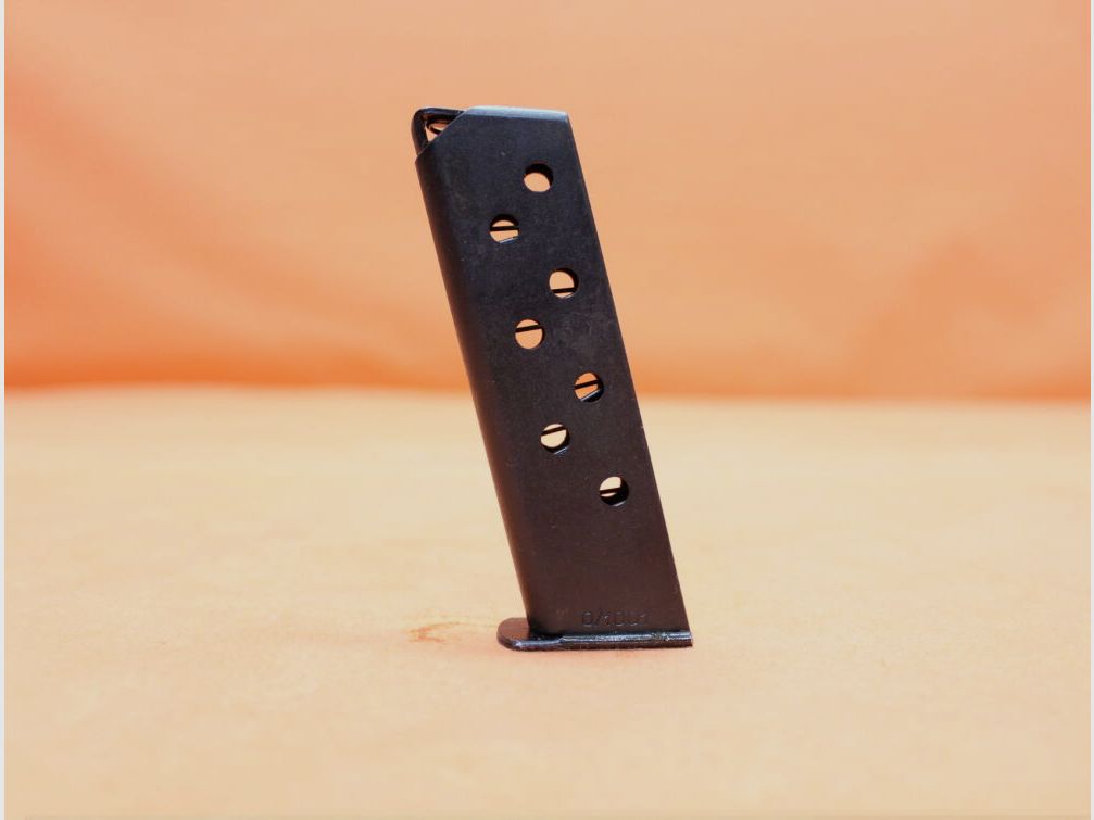 DDR SURPLUS Walther PP: Magazine DDR 0/1001 8-schots geblauwde zonder magazijnhuls 7,65mm Browning
