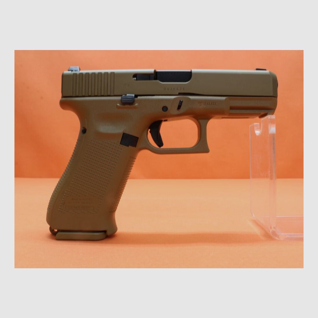 Glock Ha.Pistole 9mmLuger Glock19X Coyote (Typ Gen5) 102mm Lauf/ 2 Reservemagazine (9mmPara/9x19)