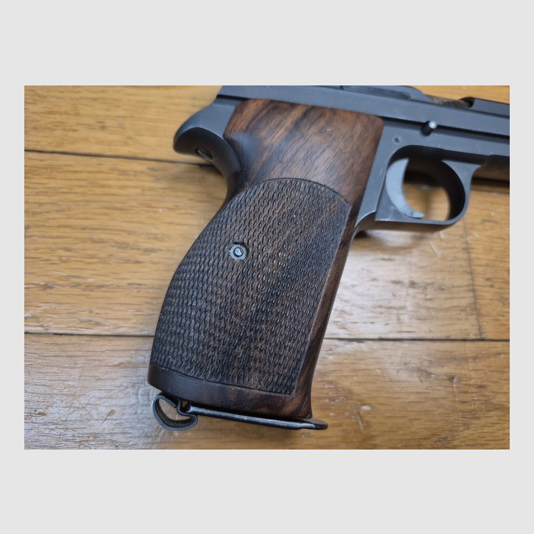 Sehr schöner SIG P210-6 Pistol – Mythos des 9 para – Zivile Sportversion des Militärmodells – Klassischer Lauf 120mm – Waffe von 1995 – Ausgezeichnete Brünierung – Traumhaftes Funktionieren und Lauf – Originalbox – Top Sammlerstück – Zustand TBE!, Bild 19 von 21