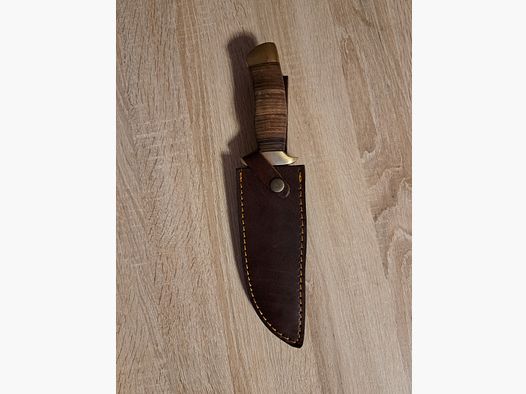 Jagdmesser / Outdoormesser mit Lederscheide– klassisches Bowie-Design