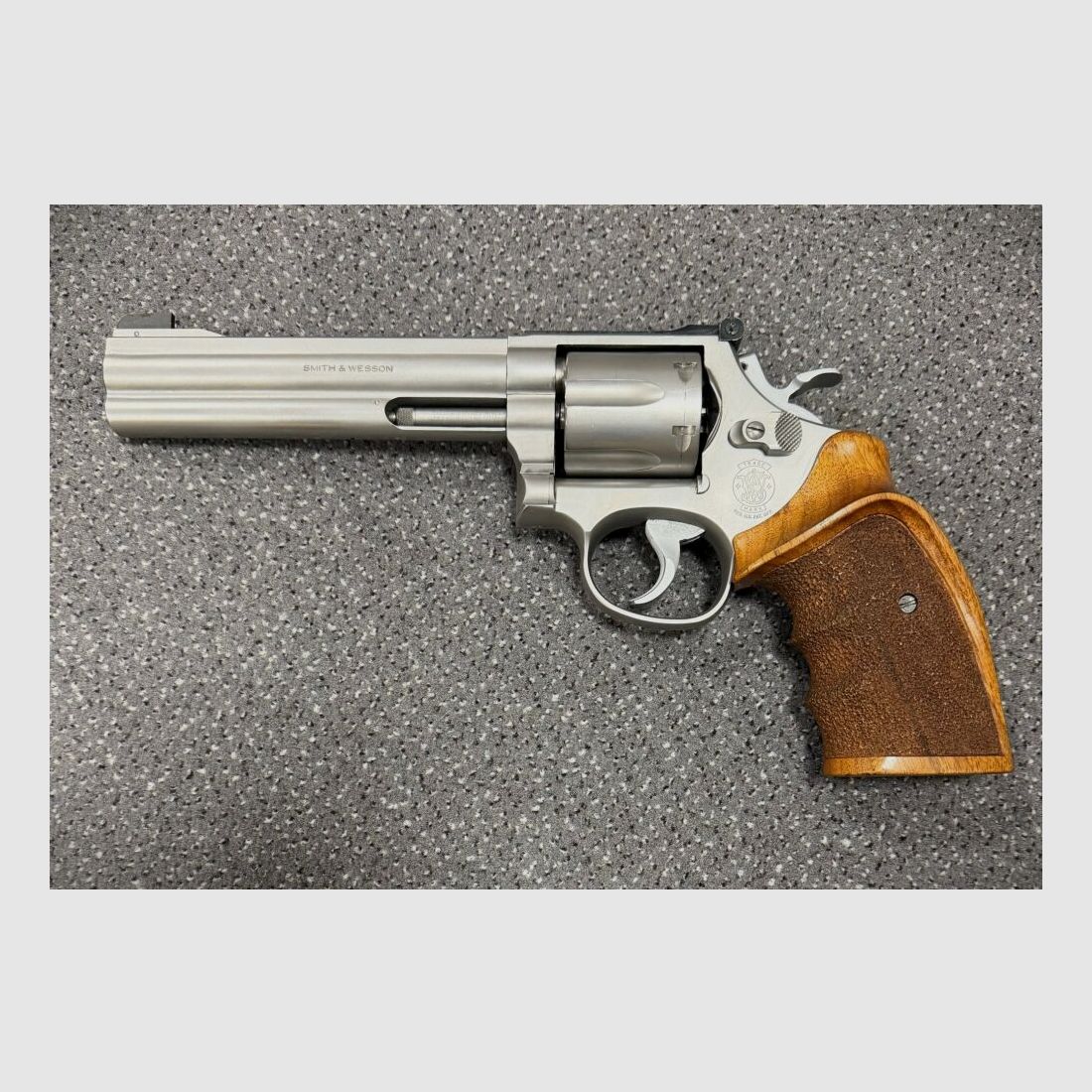 S&W Smith & Wesson 686 - 3 Target Champion