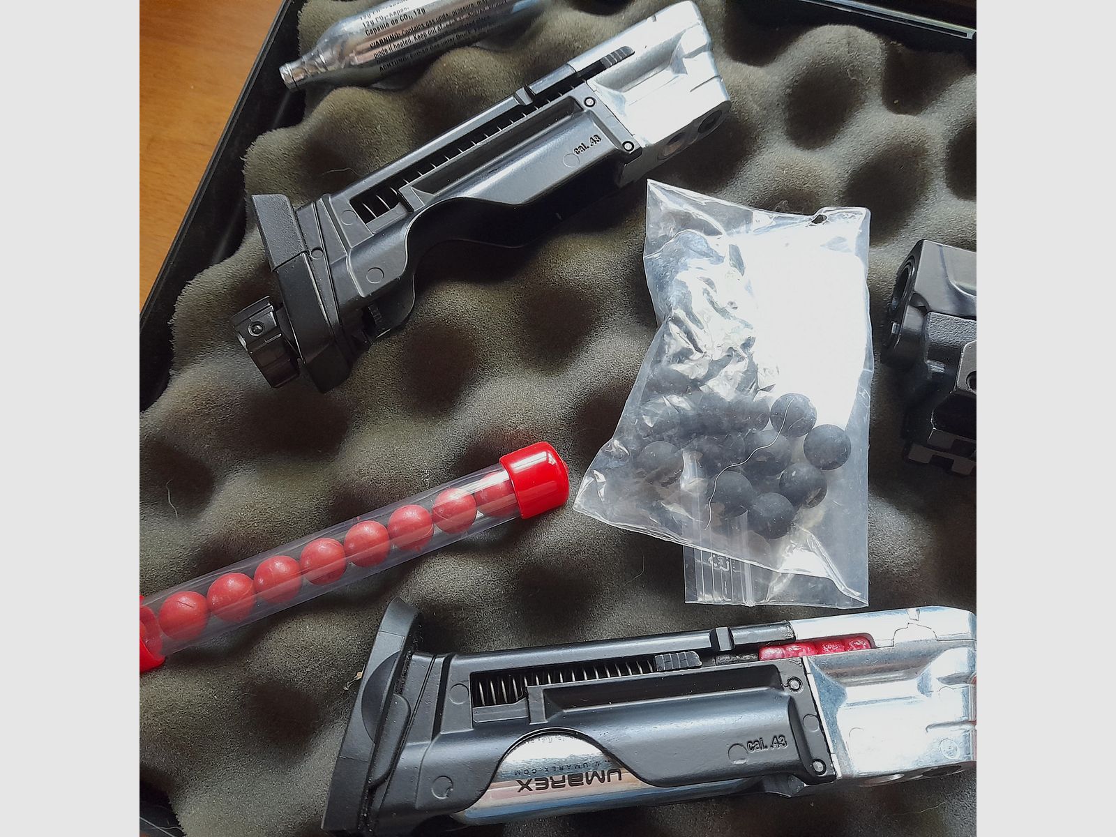 Umarex Smith & Wesson M&P9 M2.0 mit 2 TPM Magazinen im Koffer Set
