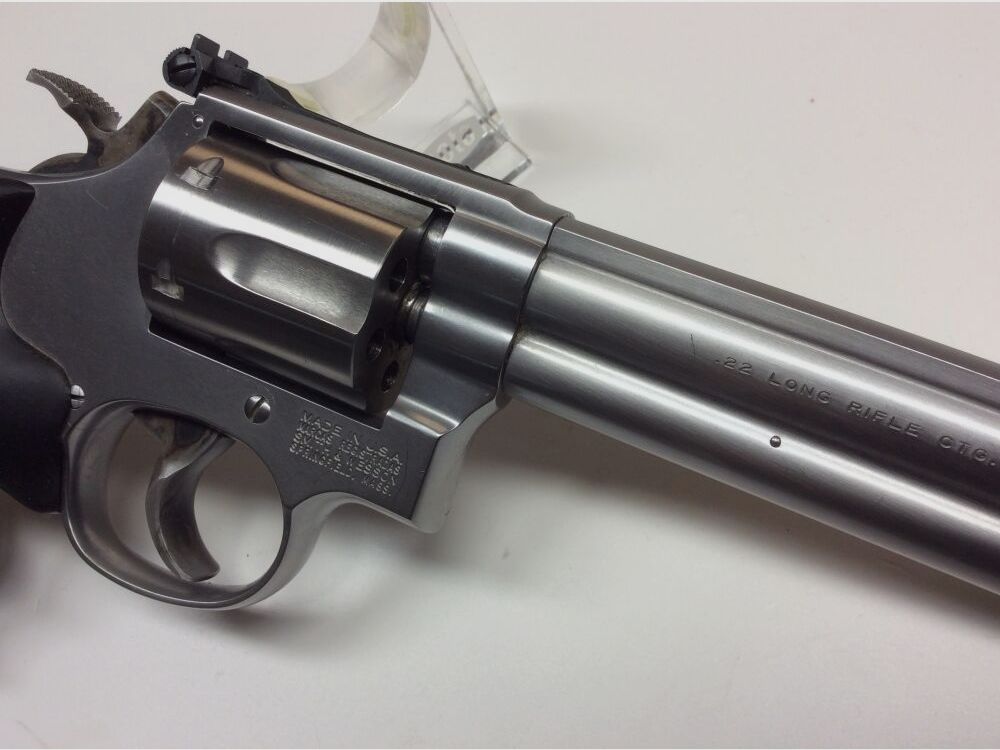 Smith & Wesson Mod. 617	 .22lr