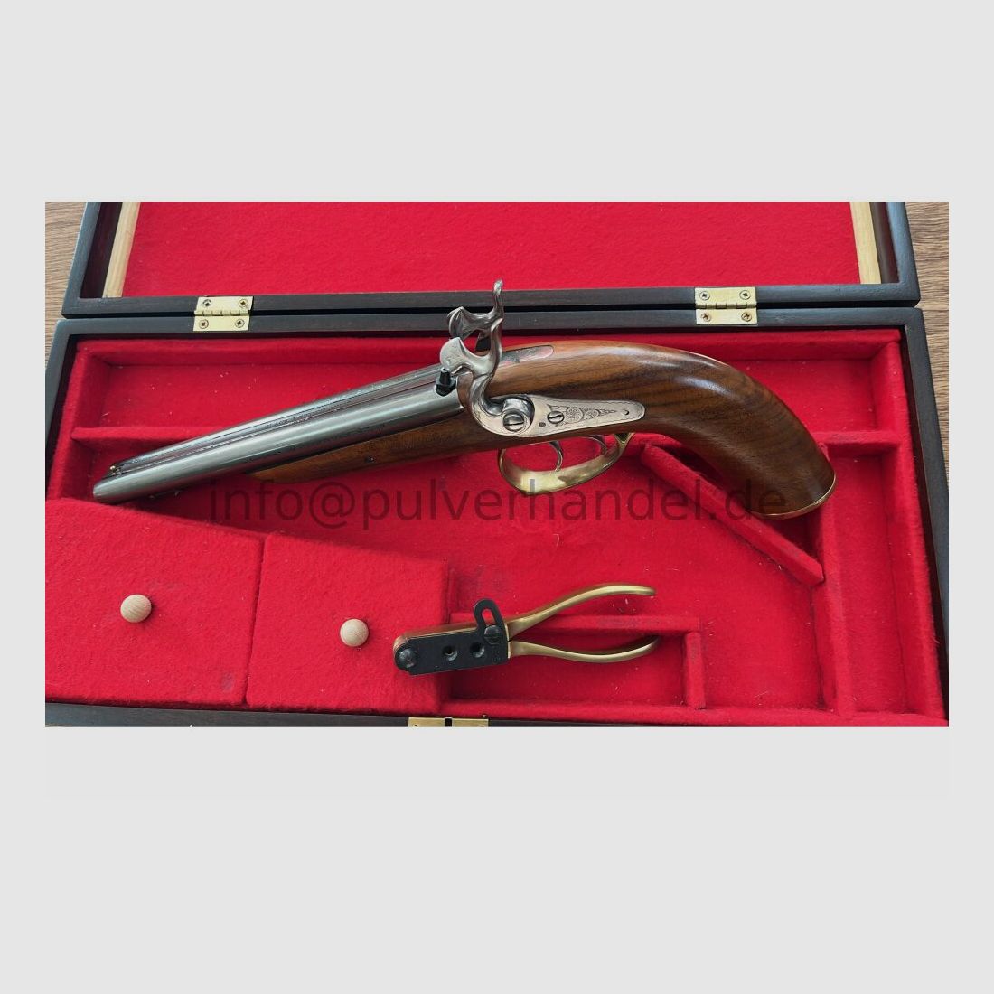 Corsair 2 läufige Perkussionspistole Pedersoli .36 ungeschossen in Schatull .36(BlackPowder)