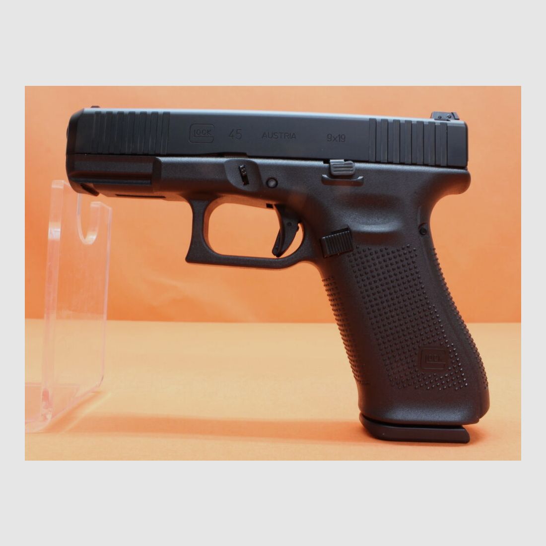 Glock Ha.Pistolet 9mmLuger Glock45 Gen5 102mm lufa/ magazyn rezerwowy (9mmPara/9x19)