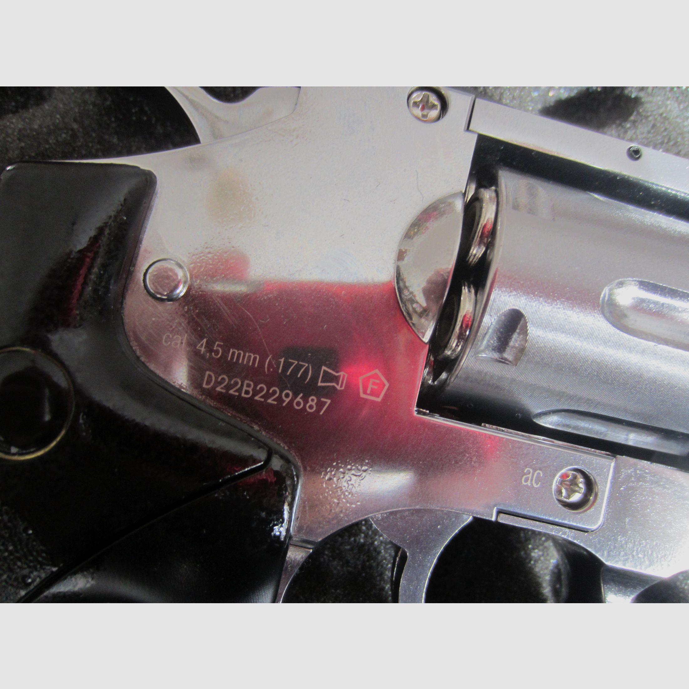Umarex Legends S25 CO2 Revolver