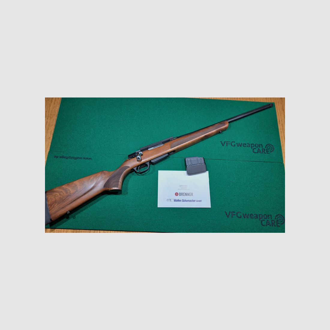 BRENNER BR20 Repetierer Kal .308 Win., 47 cm Lauflänge, extra 5 Schuss-Drückjagdmagazin