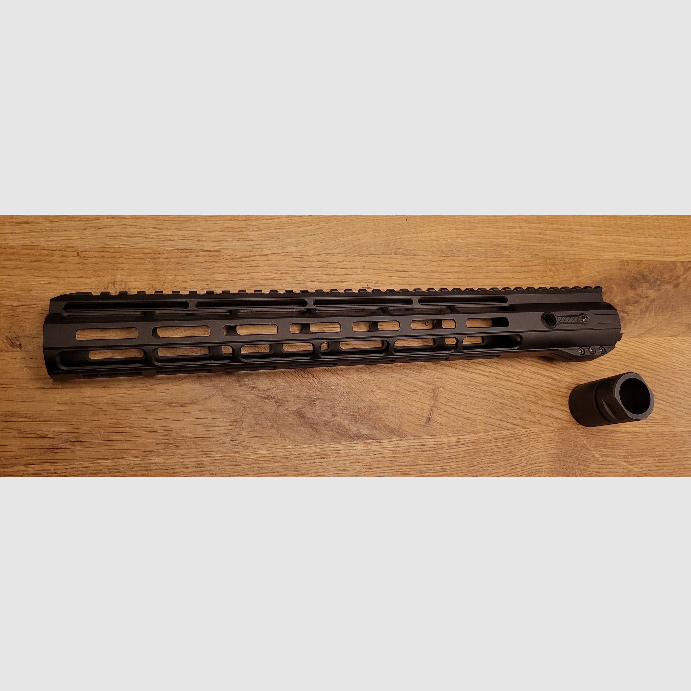 Hera Arms Handschutz 15" Mlok