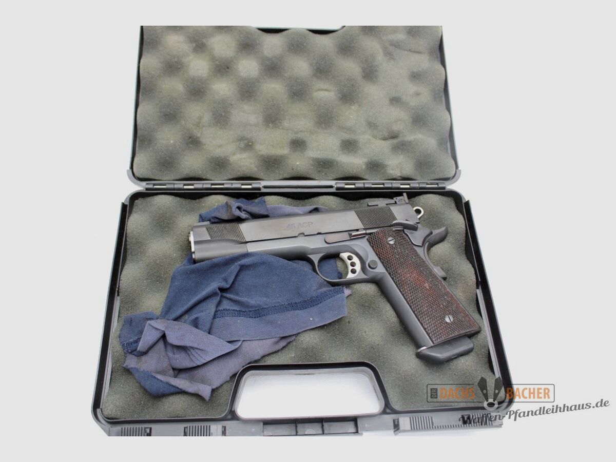 Pistole LES BAER Custom Kal. .45 ACP Bo-Mar Visier
